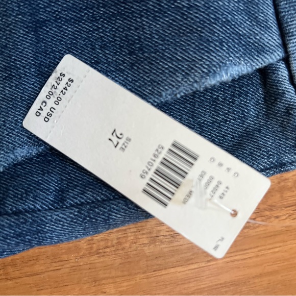 Sundry Blue Medium Wash Stars Stamp Le Soleil High Rise Cropped Jeans NWT 27 - Picture 2 of 7